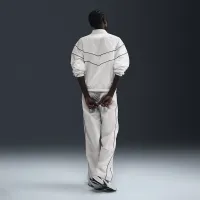 Nike Windrunner женская Loose UV Woven Full-Zip Куртка цвет белый
