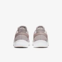 Nike Legend Essential 2 женская для тренировок Кроссовки цвет фиолетовый