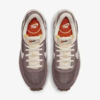Nike Waffle Debut Vintage женская Кроссовки цвет коричневый
