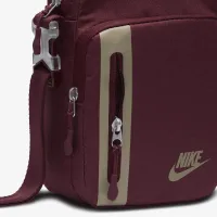 Nike Elemental Premium Crossbody сумка (4L) колір червоний