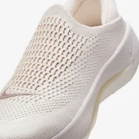Nike Reina EasyOn женская Кроссовки цвет коричневый