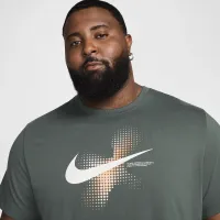 Nike Sportswear чоловічі футболка колір зелений