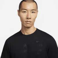 Nike Primary чоловічі Dri-FIT Short-Sleeve Versatile Top колір чорний