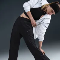 Nike Sportswear Classic женская Mid-Rise Open-Hem Pants цвет черный