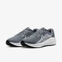Nike Downshifter 13 мужские Road Running Кроссовки цвет серый