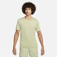 Nike Rise 365 чоловічі Dri-FIT Short-Sleeve Running Top колір зелений