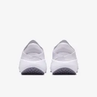 Nike Reina EasyOn женская Кроссовки цвет фиолетовый