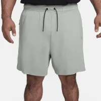Nike Sportswear Tech Fleece Lightweight чоловічі шорти колір сірий