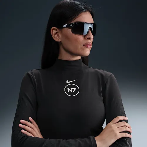 Nike Sportswear Essential N7 жіноча Mock-Neck Long-Sleeve Top колір чорний
