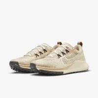 Nike Pegasus Trail 4 женская Running Кроссовки цвет коричневый