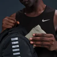 Nike Trail Aireez мужские Running Куртка цвет зеленый