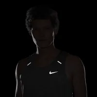 Nike Rise 365 мужские Dri-FIT Running Tank цвет зеленый