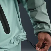 Nike Tech чоловічі Woven Куртка колір зелений