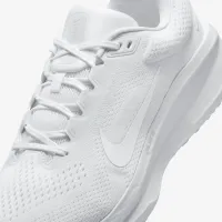 Nike Winflo 11 чоловічі Road Running Кросівки (Extra Wide) колір білий