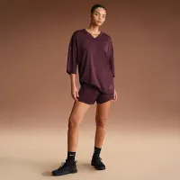 NikeSKIMS Airy жіноча оверсайз V-Neck футболка колір червоний