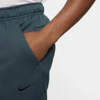 Nike Therma чоловічі Therma-FIT Tapered Fitness Pants колір зелений
