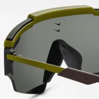 Nike Marquee Edge LB Low Bridge Sunglasses колір зелений