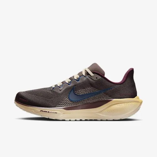 Nike Pegasus 41 Premium чоловічі Road Running Кросівки колір коричневий