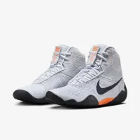 Nike Tawa SE мужские Wrestling Кроссовки многоцветный