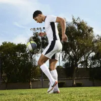 Nike Tiempo Legend 10 Elite Electric FG Low-Top футбольні бутси різнокольорові