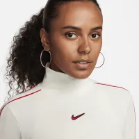 Nike Sportswear жіноча Long-Sleeve Top колір білий