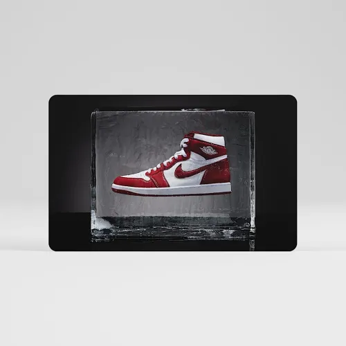 Nike Gift Card Mailed in a Mini Nike Shoebox цвет черный