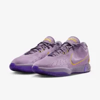 Nike LeBron XXI 