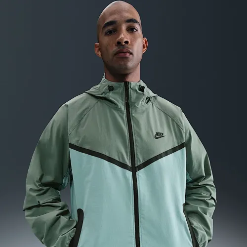 Nike Tech чоловічі Woven Куртка колір зелений