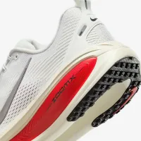 Nike Vomero 18 чоловічі Road Running Кросівки колір сірий