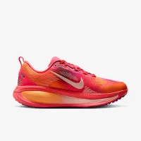 Nike Vomero 18 SE женская Road Running Кроссовки цвет красный