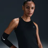 Nike Tempo жіноча Dri-FIT Running Tank Top колір чорний