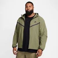 Nike Tech мужские Woven Куртка цвет зеленый
