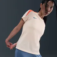 Nike Strike жіноча Dri-FIT Short-Sleeve Soccer Top колір білий
