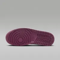 Nike Air Jordan 1 Low жіноча Кросівки колір білий