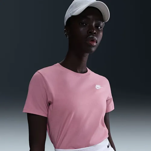 Nike Sportswear Club Essentials жіноча футболка Pink