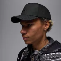 Nike Jordan Rise Structuколір червоний Metal Jumpman Hat колір чорний