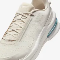 Nike Air Zoom Upturn SC чоловічі Кросівки колір коричневий