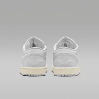 Nike Air Jordan 1 Low жіноча Кросівки колір білий