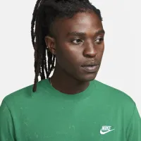 Nike Sportswear Club чоловічі футболка колір зелений