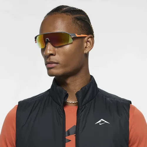 Nike Flyfree Shield Sunglasses колір сірий