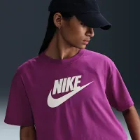 Nike Sportswear Essential жіноча Cropped Logo футболка колір фіолетовий