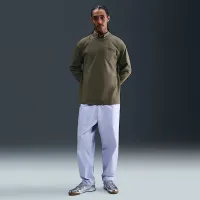 Nike Sportswear Premium Essentials мужские Long-Sleeve Pocket футболка цвет зеленый