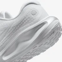 Nike Journey Run женская Road Running Кроссовки цвет белый