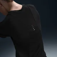 Nike Swift жіноча Dri-FIT Short-Sleeve Running Top колір чорний