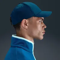 Nike Dri-FIT Club Structuцвет красный Metal Logo Cap синий