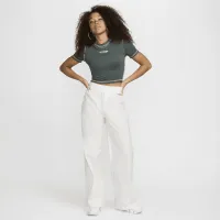Nike Sportswear Chill Knit жіноча Slim Cropped футболка колір зелений