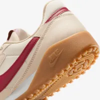 Nike Terra Manta жіноча Кросівки колір коричневий