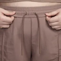 Nike Sportswear Everything Wovens женская Mid-Rise Open-Hem Pants (большие размеры) цвет фиолетовый