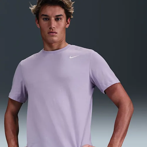 Nike Dri-FIT мужские Fitness футболка цвет фиолетовый