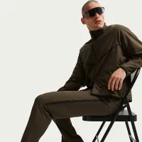 Nike Tech мужские Dri-FIT Shori Knit Pants цвет коричневый